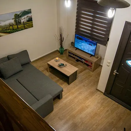 Flat W. Attic Near Beach And Old Port * Chania (Crete)